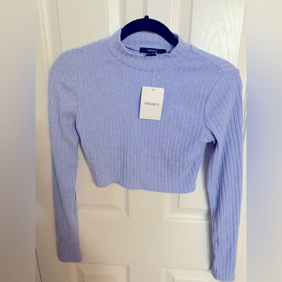 Forever 21 Baby Blue crop sweater - Picture 1 of 3